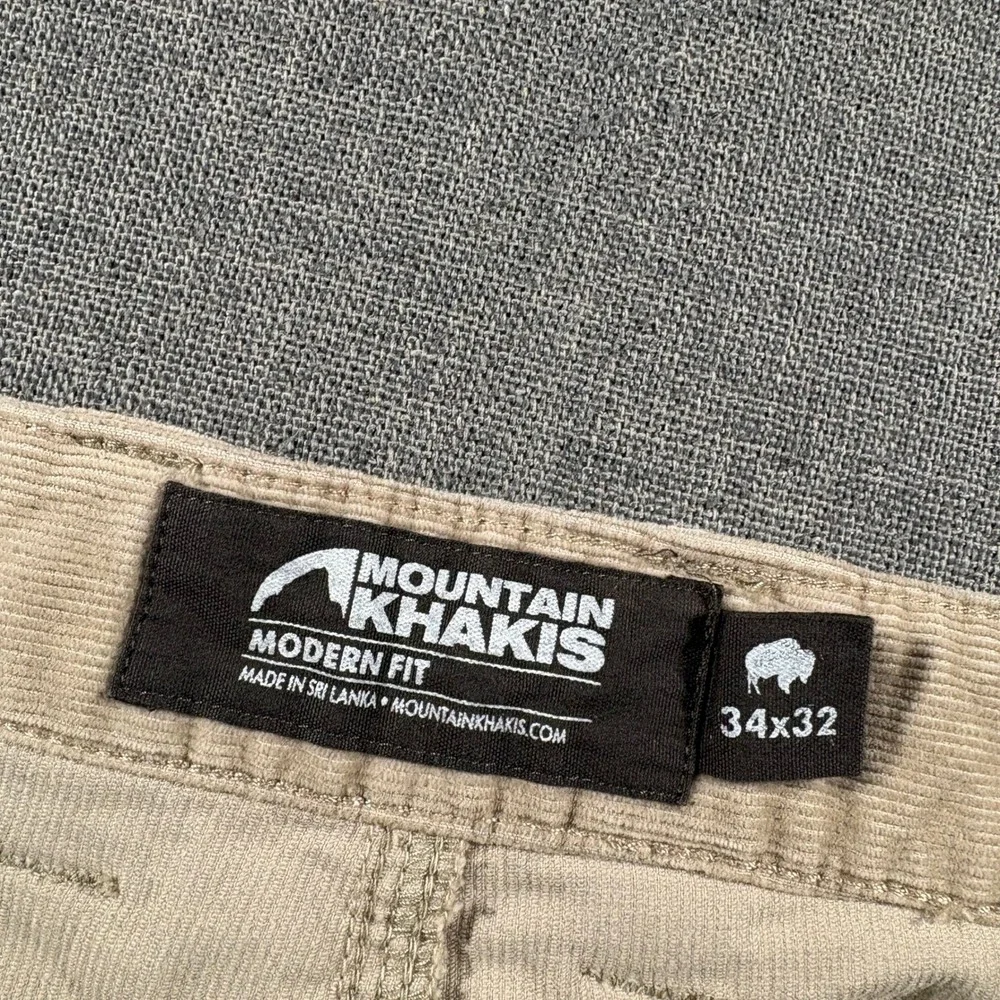 Mountain Khakis Corduroy Pants Mens 34x32 (Fits 34x28) Tan Modern Fit 5-Pocket